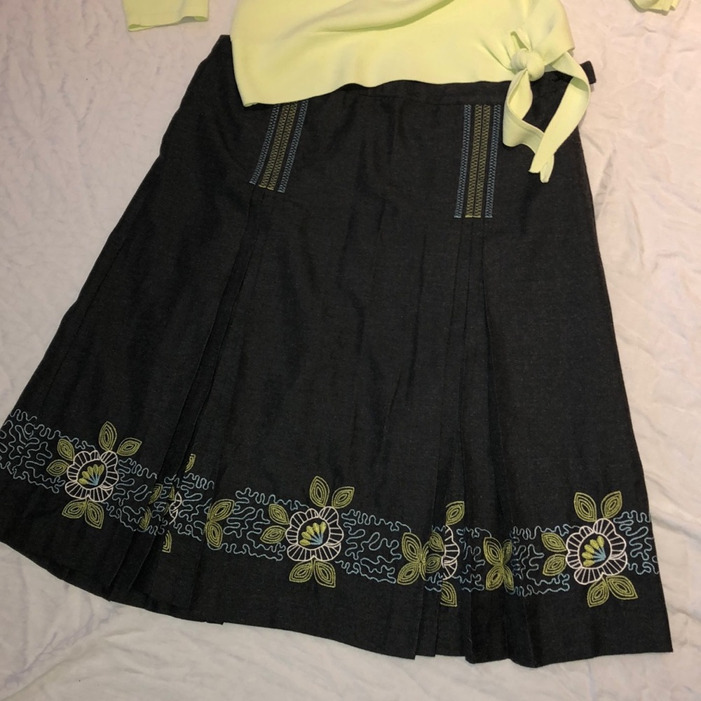 Liz Claiborne pleated skirt with embroidery.